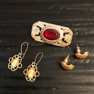 Lot of 3 Vintage Gold Toned Costume Jewelry Cameo